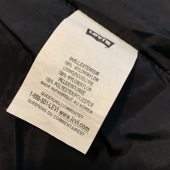 Levi Strauss & Co. Black Quilted Puffer Vest - Women's Size Small (S) - Picture 6 of 9